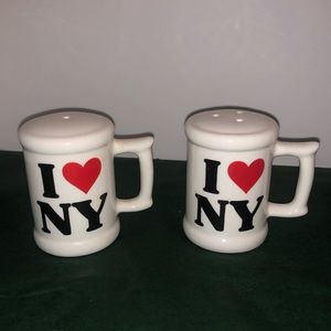 I Love NY ❤️ New York Collector salt pepper shaker